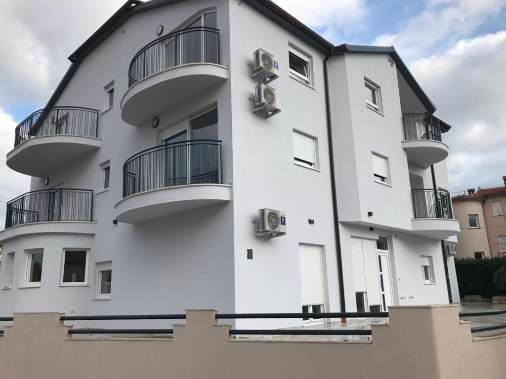 Orhidea Apartman Medulin Kültér fotó